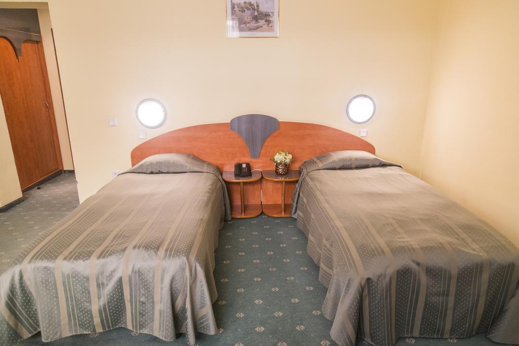 Caro Horoscop Hotel 2*